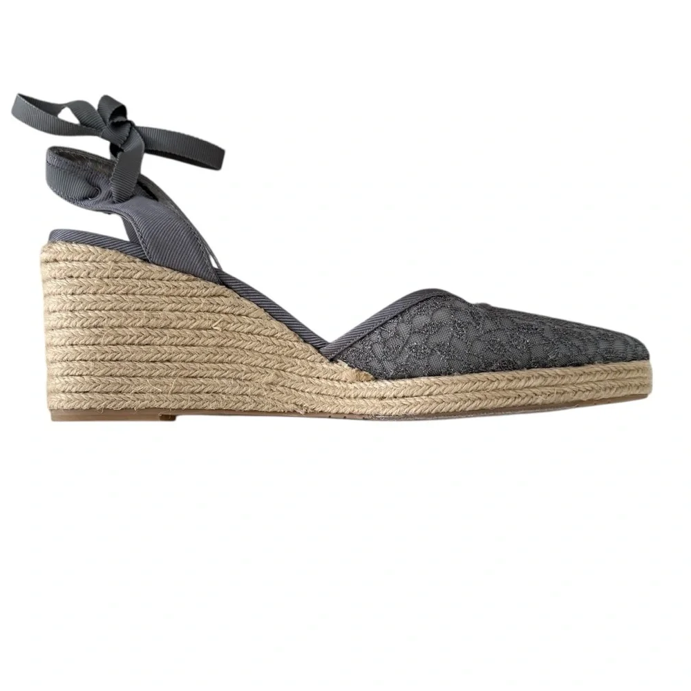 NWOB Adrianna Papell Silver Penny Espadrille Wedge Lace Up Ribbon Ankle Tie 8.5